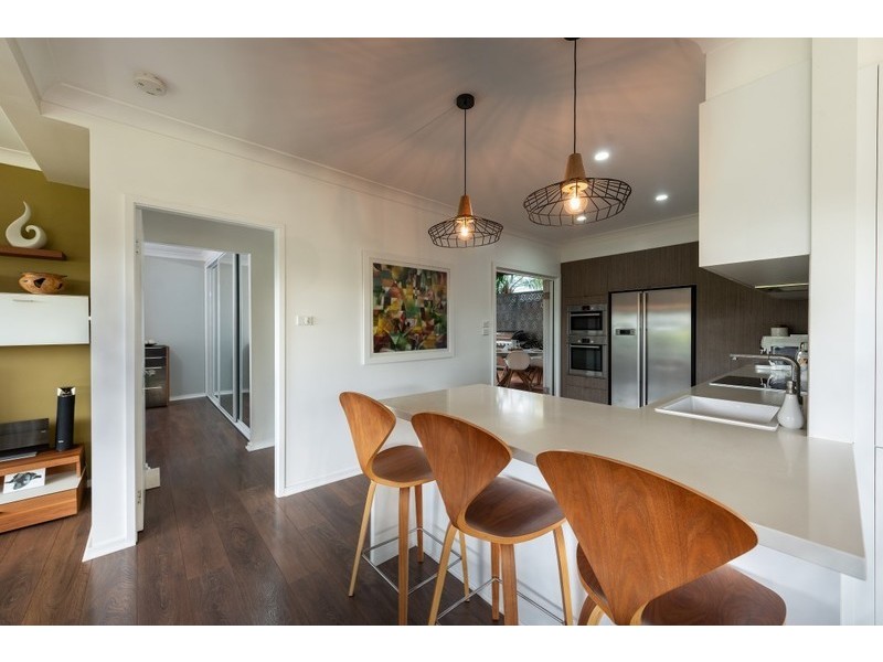 5 Haynes Ave, Eleebana NSW 2282