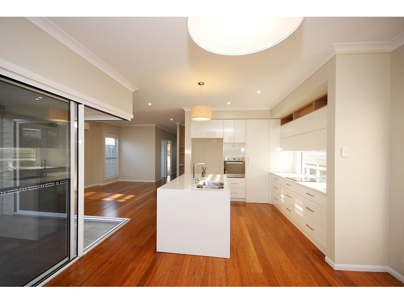 1/19 Wallace street, Newtown QLD 4350