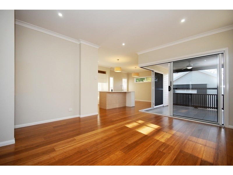 1/19 Wallace street, Newtown QLD 4350