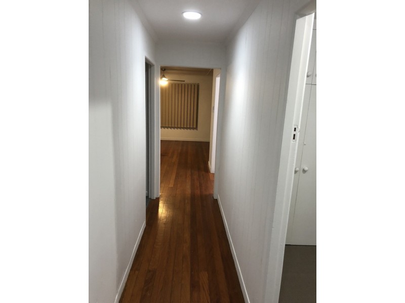 165 Newnham Road, Mount Gravatt East QLD 4122