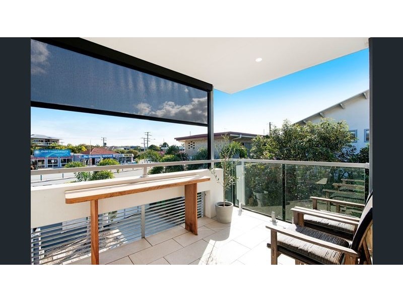 2115 GOLD COAST HIGHWAY, Miami QLD 4220