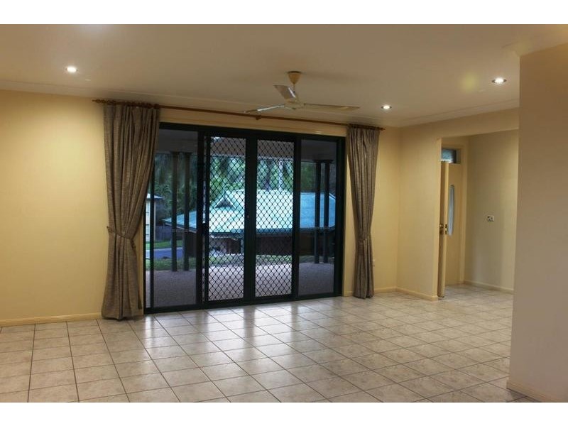 50 Barnes Street, Earlville QLD 4870