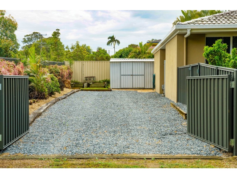 2 Gardenia Drive, Birkdale QLD 4159
