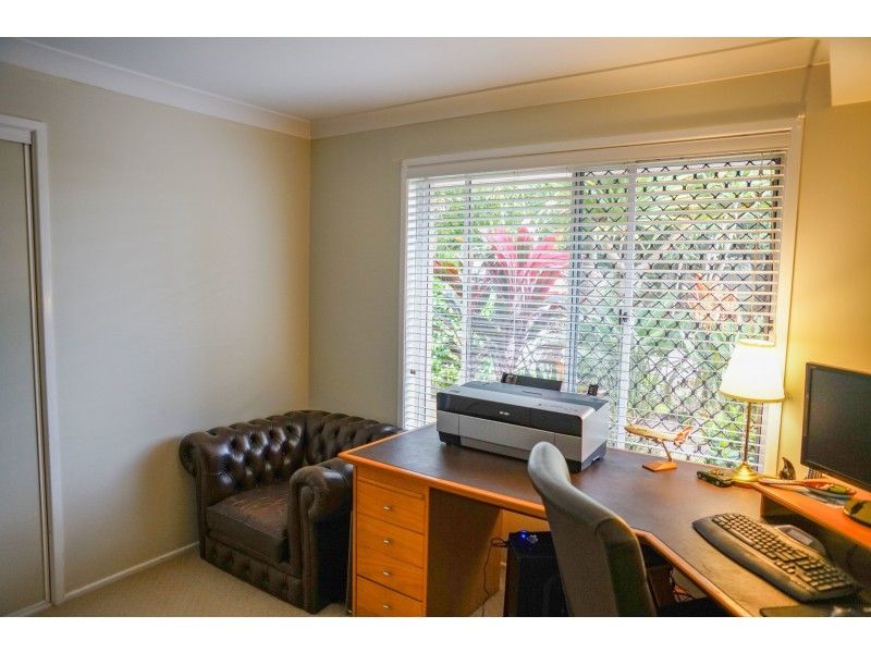 2 Gardenia Drive, Birkdale QLD 4159