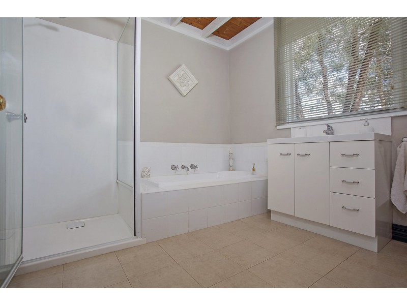 51 Porter Street, Woolsthorpe VIC 3276