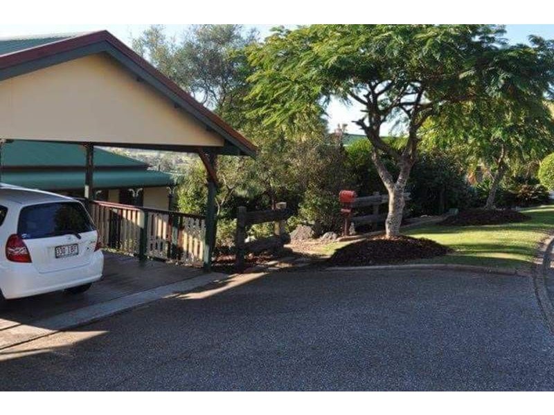 3 Valerie Close, Edens Landing QLD 4207