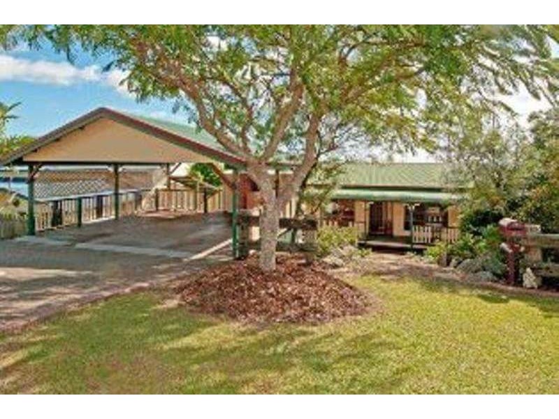 3 Valerie Close, Edens Landing QLD 4207