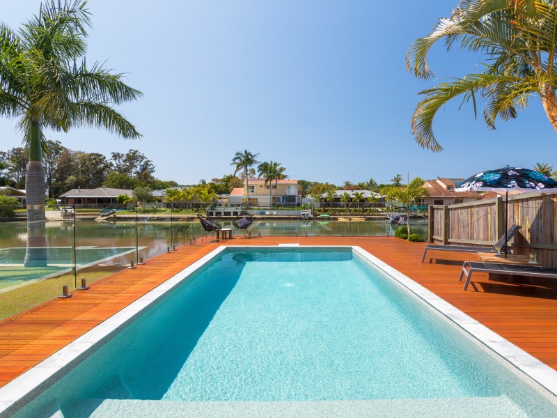 6 Allchin Court, Currumbin Waters QLD 4223