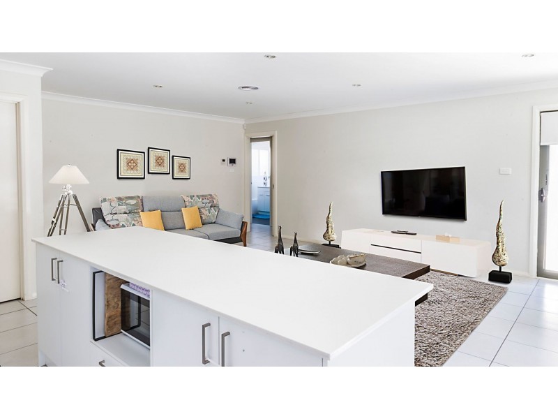 7 Plimsoll Drive, Casey ACT 2913