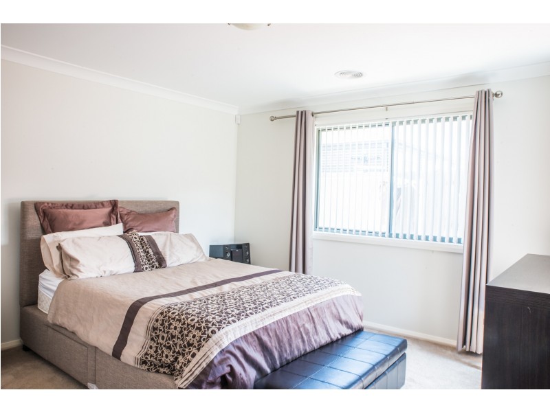 7 Plimsoll Drive, Casey ACT 2913