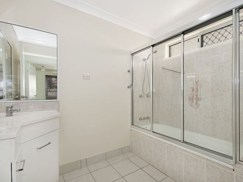 3 AMOS COURT, Kelso QLD 4815