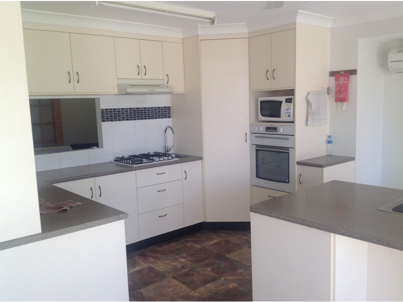 3 AMOS COURT, Kelso QLD 4815