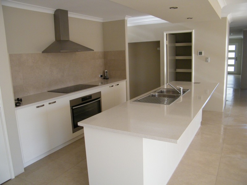 4 Mettams Link, Two Rocks WA 6037