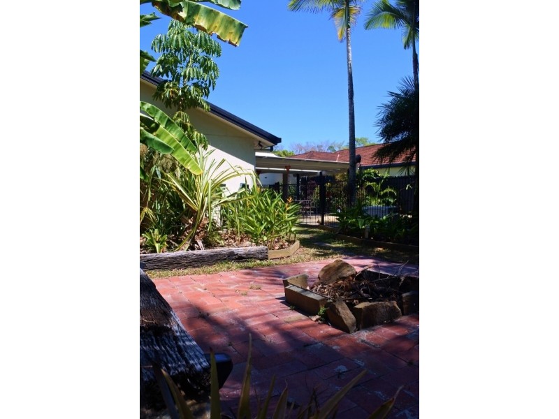 16 Opaline Close, Brinsmead QLD 4870