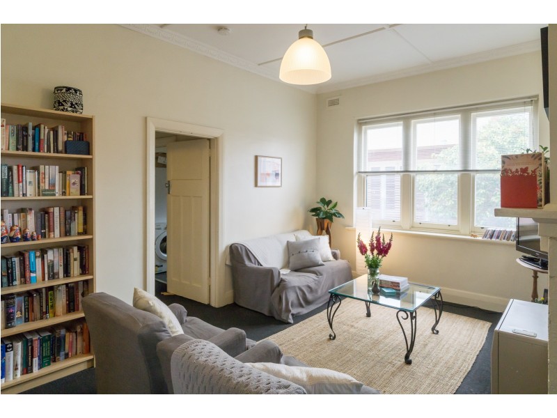 35B Irymple Avenue, Glen Iris VIC 3146