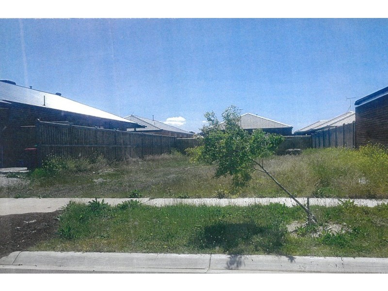 15 Fairfield Crescent, Diggers Rest VIC 3427