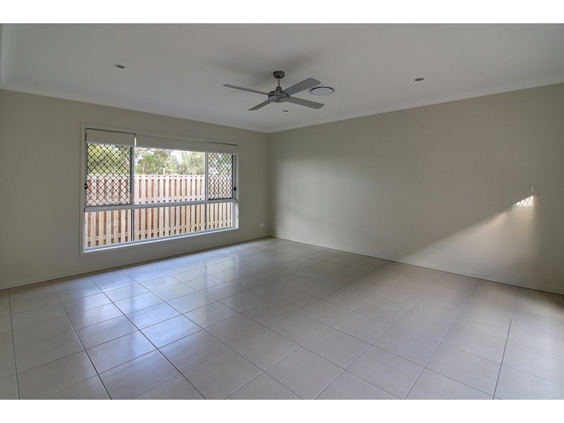 32 Kookaburra Cct, Rochedale QLD 4123