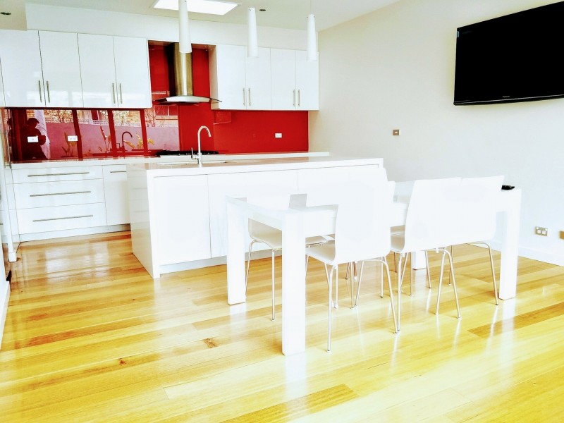 9A Fernhurst Dr, Glen Waverley VIC 3150