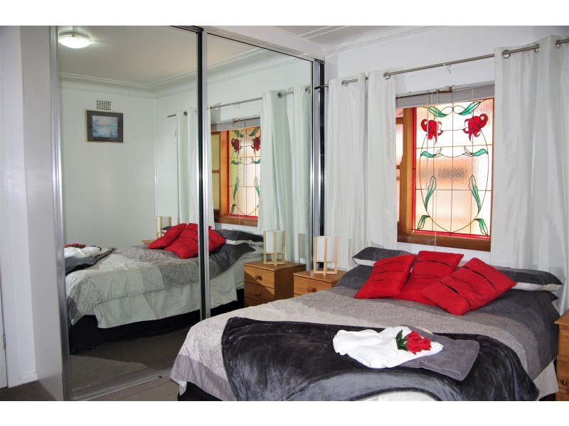 19 Connaught Street, Narraweena NSW 2099