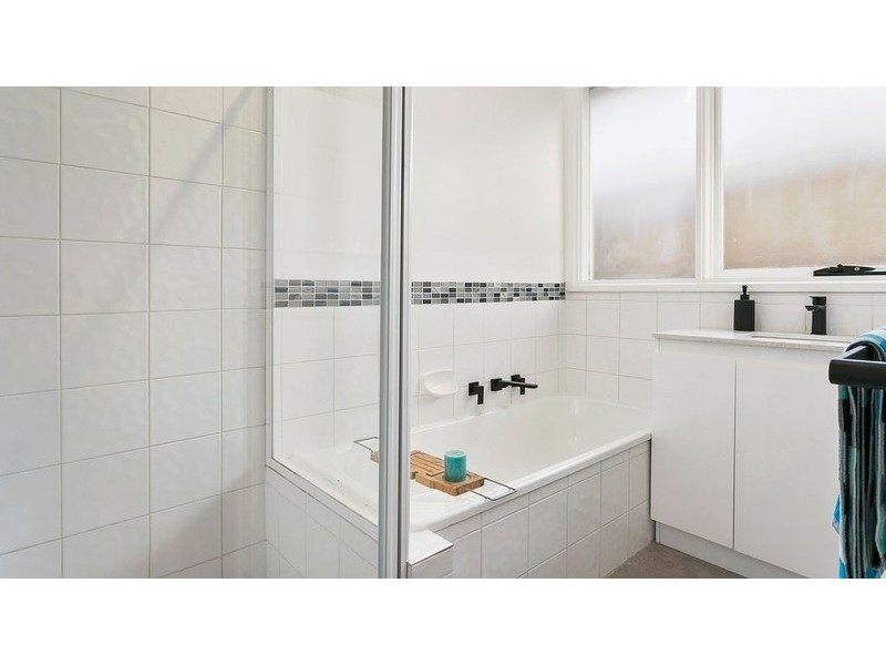 139 First Avenue, Rosebud VIC 3939