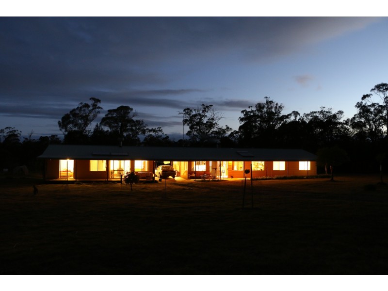 798 Old Coach Road, Cranbrook TAS 7190