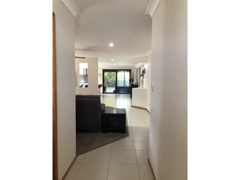 4 Keneally Street, Maudsland QLD 4210