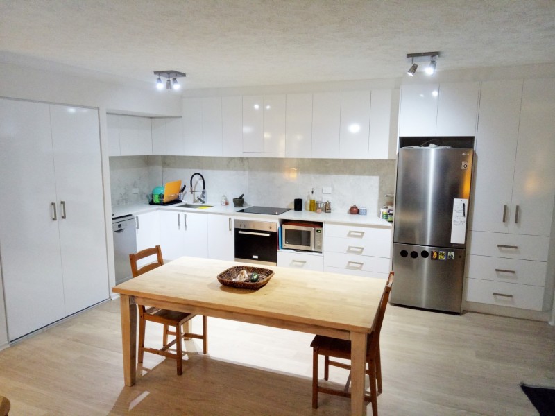 10/54 Dutton, Coolangatta QLD 4225