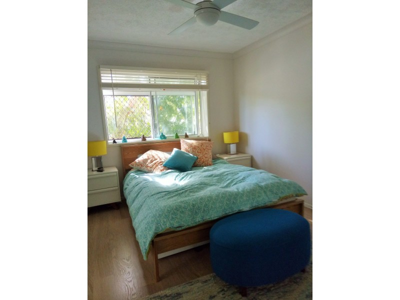 10/54 Dutton, Coolangatta QLD 4225