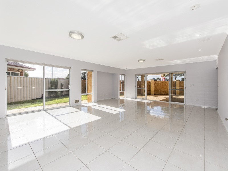 20 Crouch place, Canning Vale WA 6155