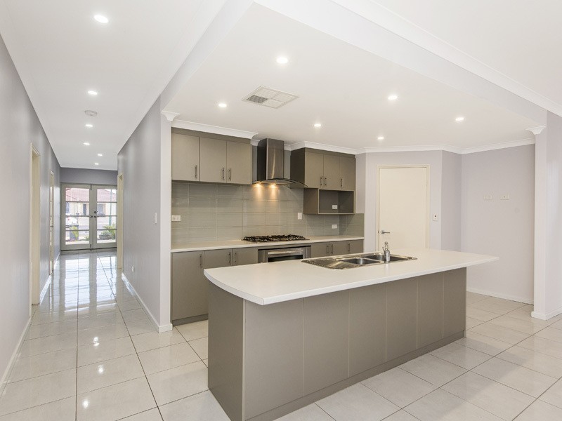 20 Crouch place, Canning Vale WA 6155