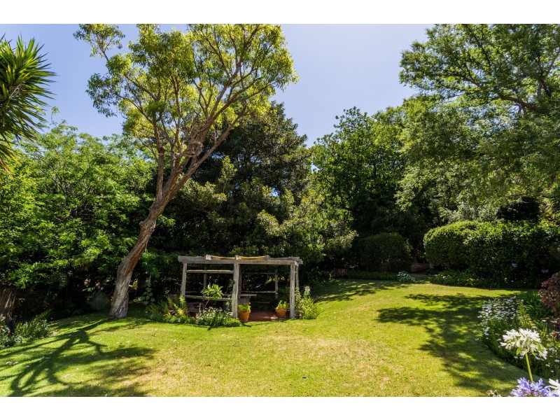 12/4 Crawley Avenue, Crawley WA 6009