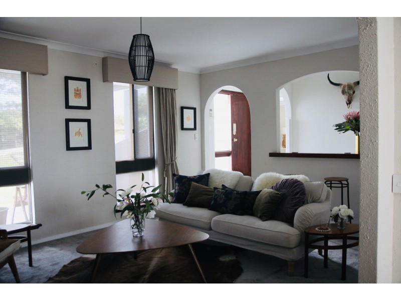 18 Simpson Drive, Padbury WA 6025