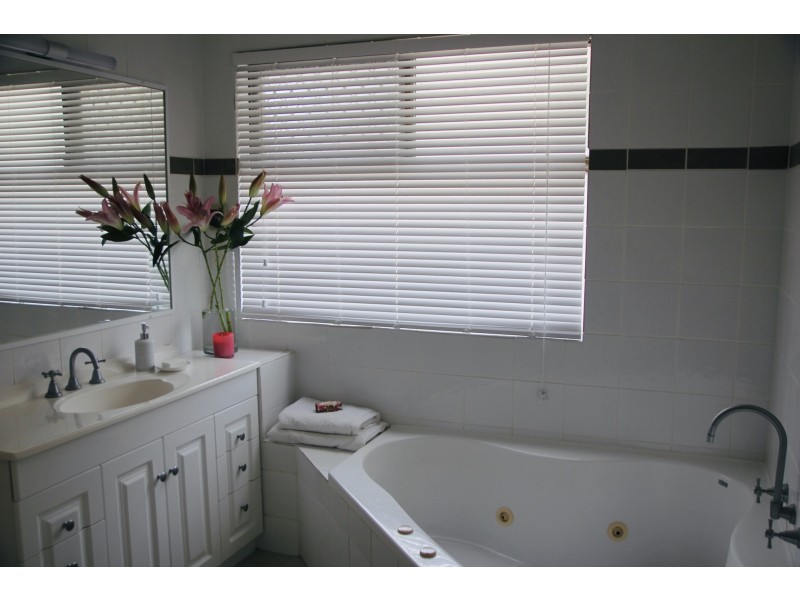 18 Simpson Drive, Padbury WA 6025