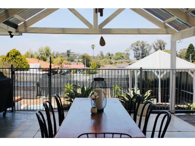 18 Simpson Drive, Padbury WA 6025