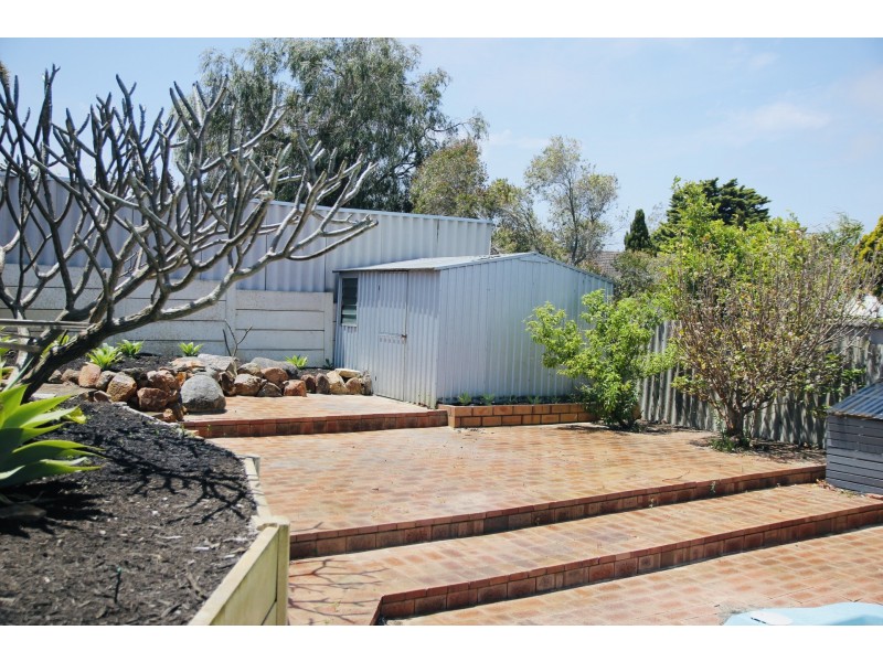 18 Simpson Drive, Padbury WA 6025