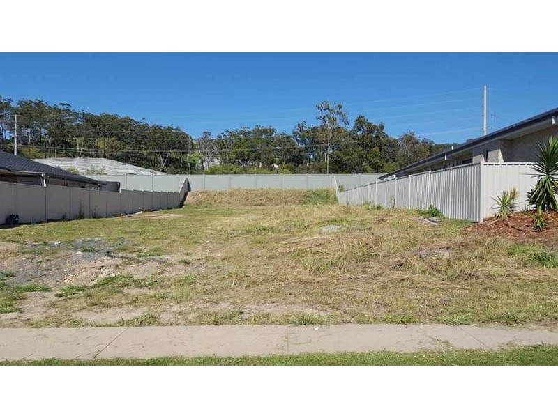 12 Flat Top drive, Woolgoolga NSW 2456