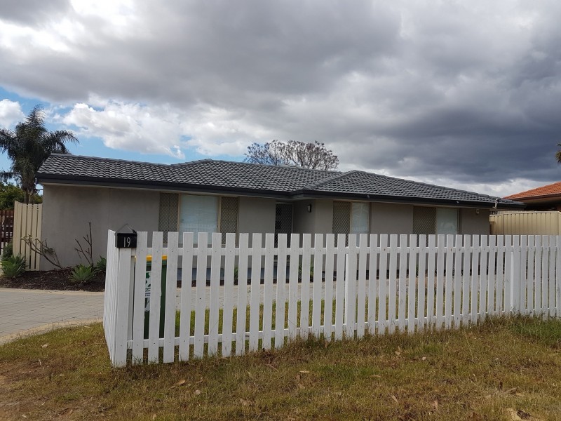 19 Masuli Way, Armadale WA 6112