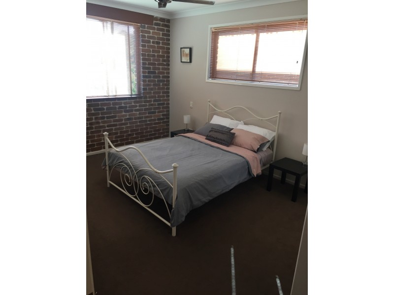 19 Boundary Street, Currumbin Waters QLD 4223