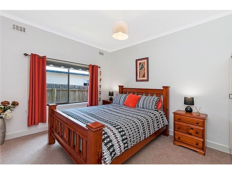 64 Garden Street, Portland North VIC 3305