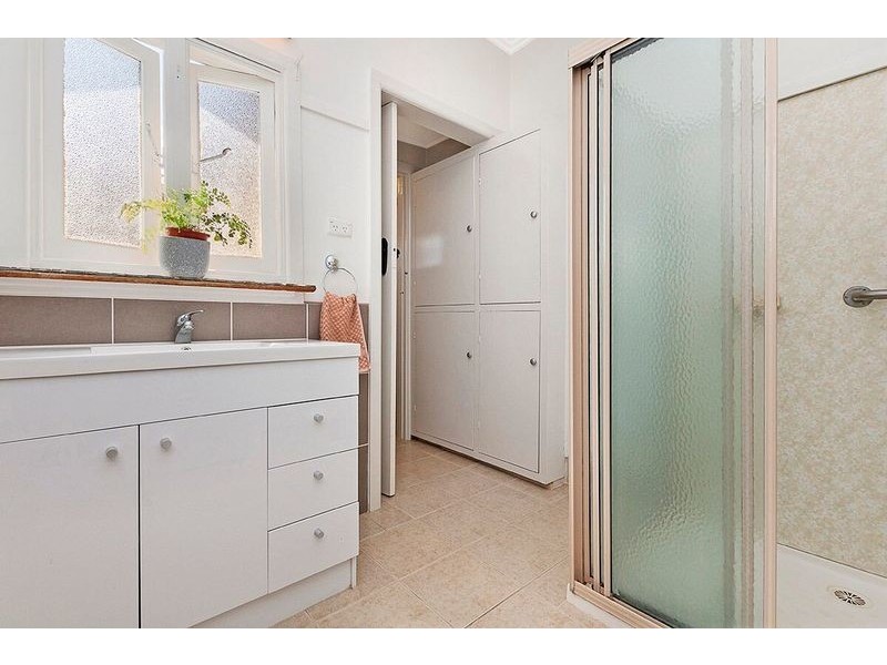 64 Garden Street, Portland North VIC 3305