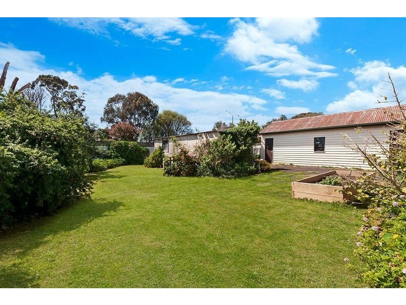 64 Garden Street, Portland North VIC 3305