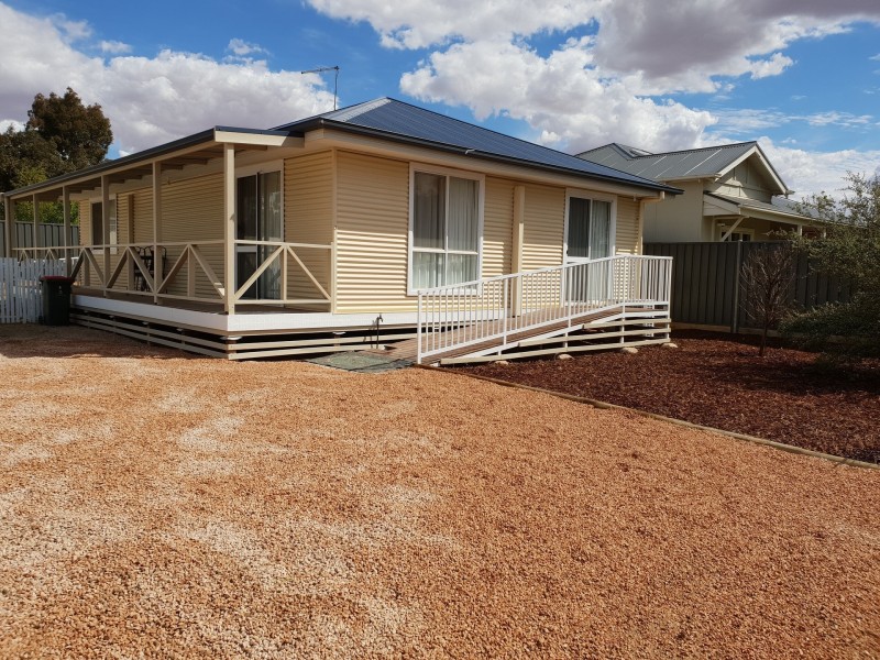 1 Nursery Ridge Rd, Red Cliffs VIC 3496