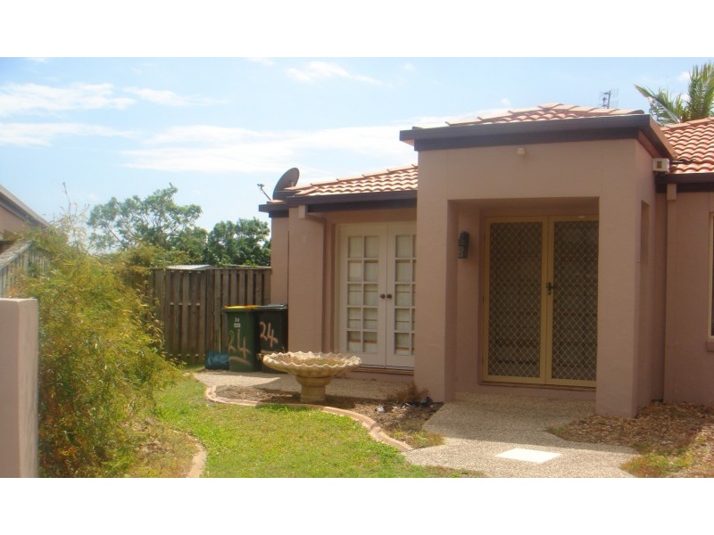 24 Dartmouth Court, Varsity Lakes QLD 4227