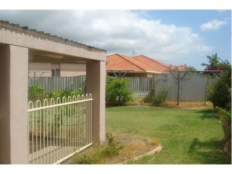 24 Dartmouth Court, Varsity Lakes QLD 4227