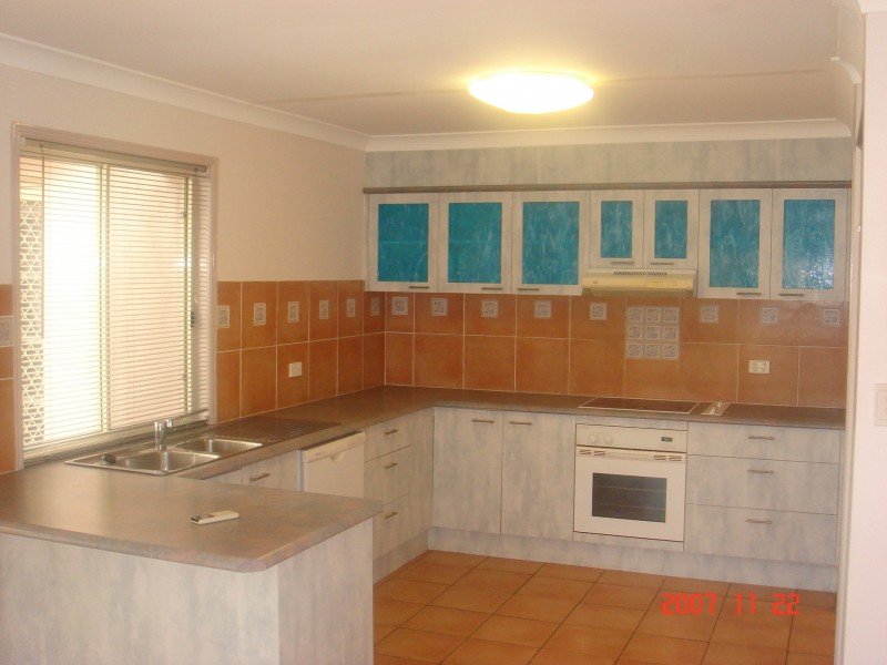 24 Dartmouth Court, Varsity Lakes QLD 4227