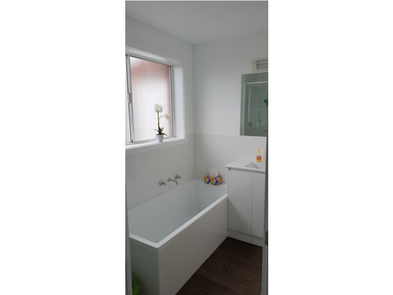 3/2 BARCLAY STREET, Port Fairy VIC 3284