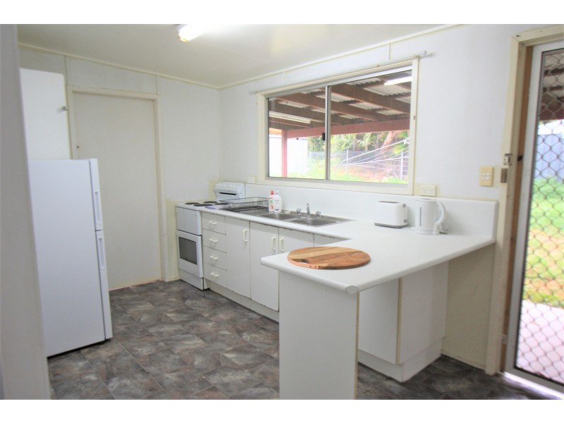 262 Farm Street, Kawana QLD 4701