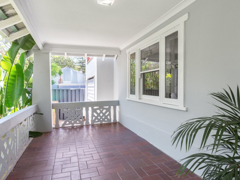 81 Hawkstone Street, Cottesloe WA 6011