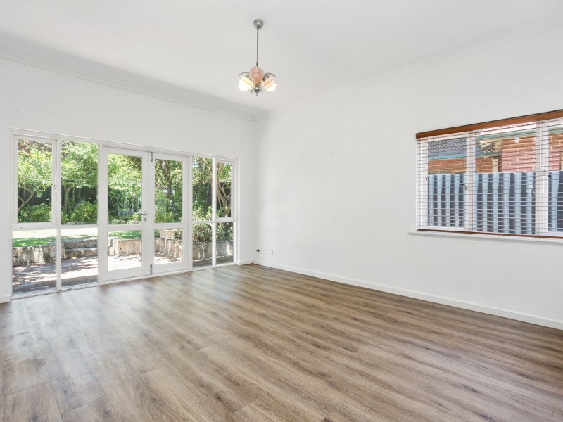 81 Hawkstone Street, Cottesloe WA 6011