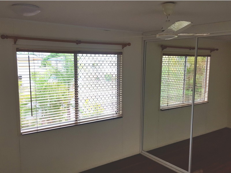49 Menzies Street, Park Avenue QLD 4701